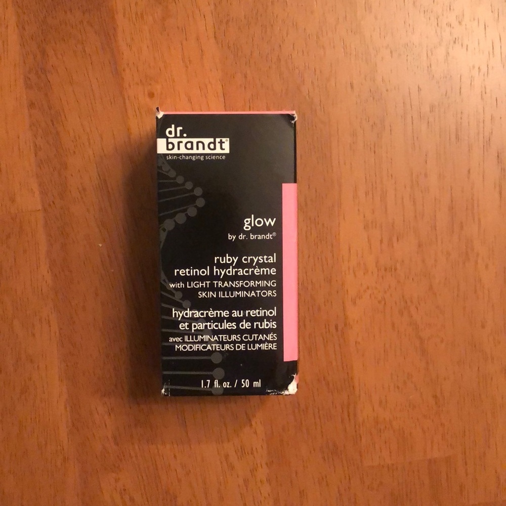 Glow- Ruby crystal retinol hydracreme